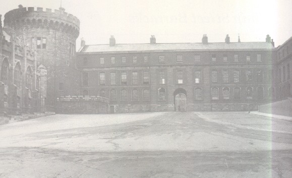 I was just thinking how Dublin has a wealth of fine buildings to boast of ...